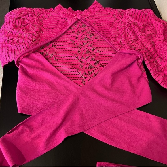 Valentine fuchsia pink backless lace crop top with wraparound sash, size L - Picture 14 of 16